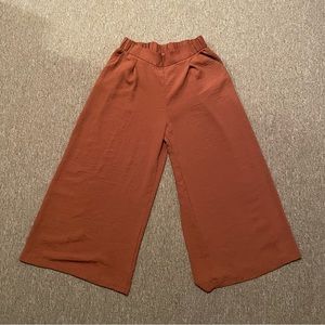 H&M Wide Leg Crop Pants - Rust - Size 8